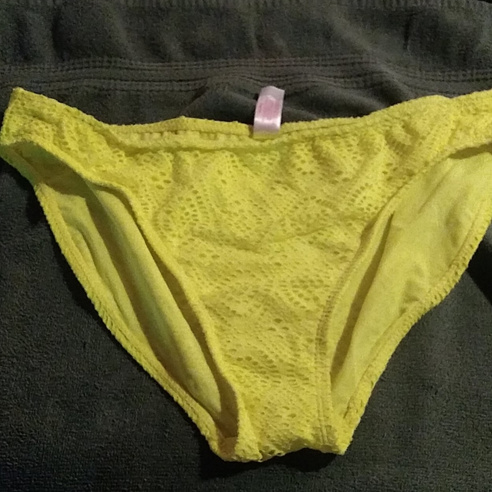 Swimsuit bottom